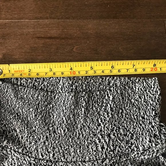 Lululemon Ready to Rulu™  Turtleneck - Picture 16 of 16